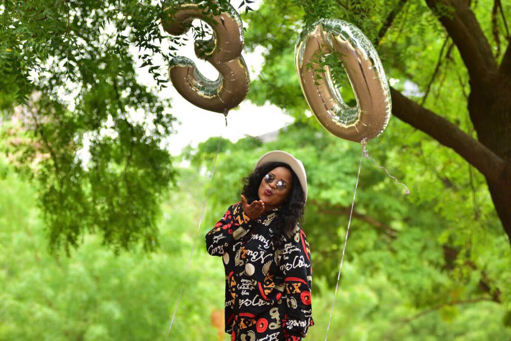 mercygodwin's tweet photo. A week already!!!! #onbecoming30 https://t.co/ZraeC5AUo5