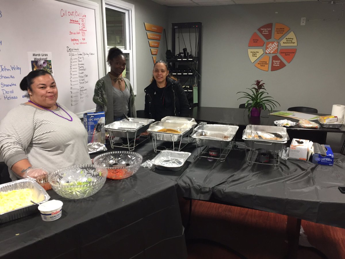 Stan (@d28_stan) on Twitter photo Cinco de mayo celebration with tacos great job guys #givingback @John_Wiley285 <a href="/leacock_melissa/">Melissa Leacock</a> Cinco de mayo celebration with tacos great job guys #givingback @John_Wiley285 <a href="/leacock_melissa/">Melissa Leacock</a>
