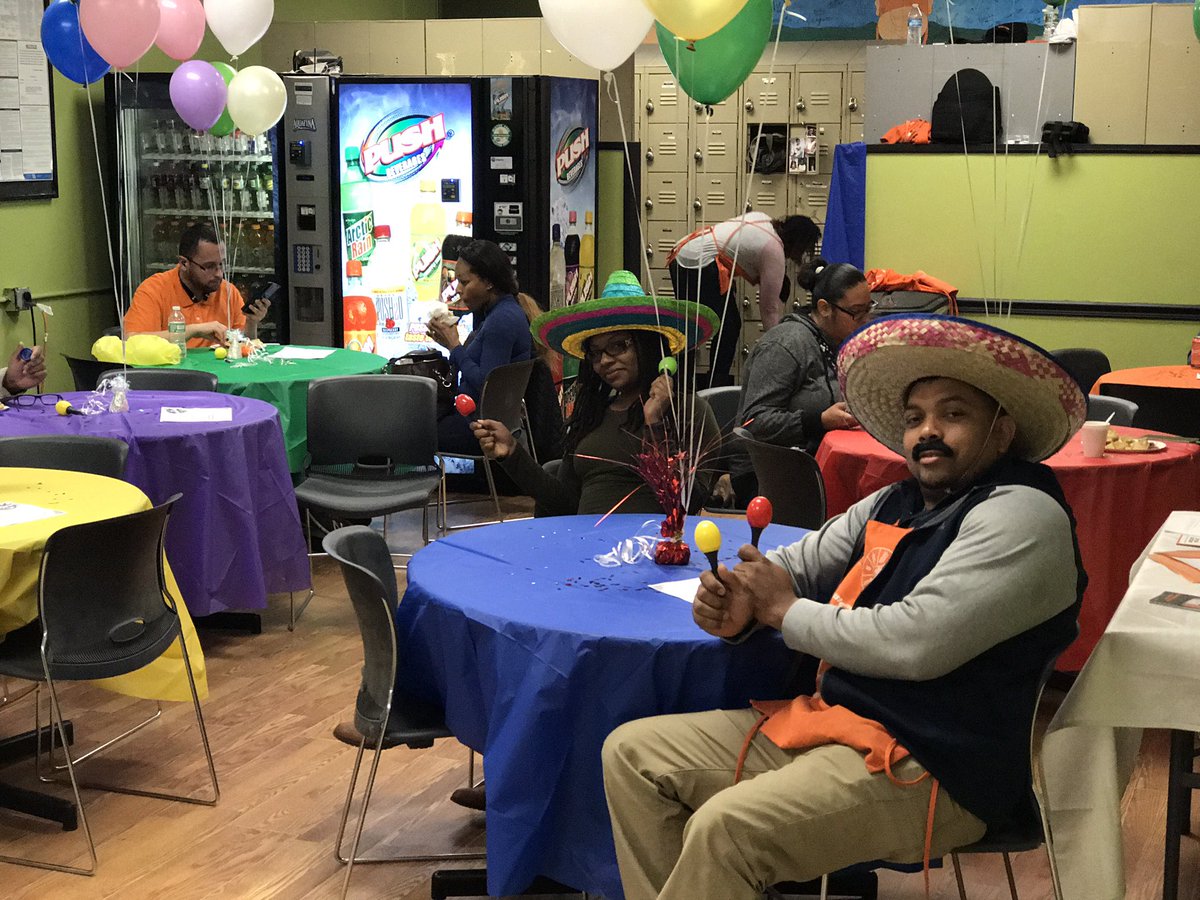 helly973's tweet photo. Happy 5 cinco de mayo from 0980 https://t.co/DUGVcoUJ5q
