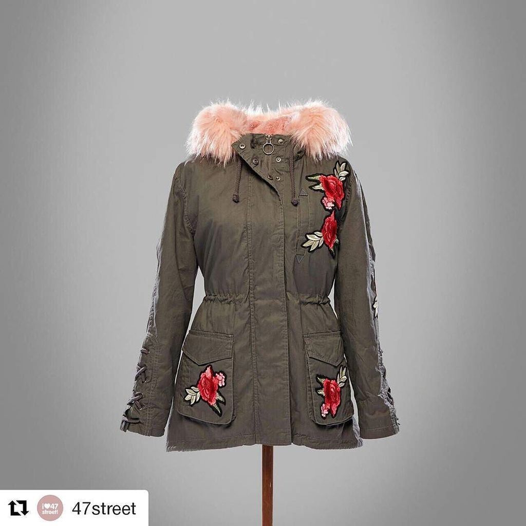 #SoyunaEnUnMillon #Repost <a href="/47street/">candela</a> with <a href="/repostapp/">Repost</a>
・・・
Llegamos al MILLÓN de seguidoras en Instagram 💘😱💣 Por eso … ift.tt/2phzkMF