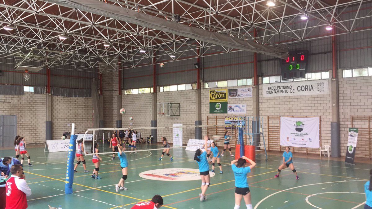 voleysanse's tweet photo. 🏐Lo han hecho! Victoria! 2o partido a las 20:30h #CVSintiendo #CVSenior #CVStory @sansecomunica @CronicaNorte @LaBrujulaNorte @CanalnorteTv https://t.co/QQI10htOe1
