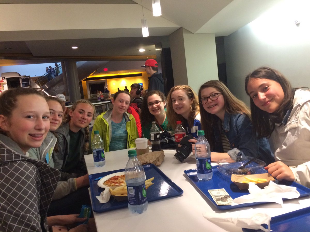 MSG8Wash2017's tweet photo. Eating at the Newseum https://t.co/6h1aRzxPAg