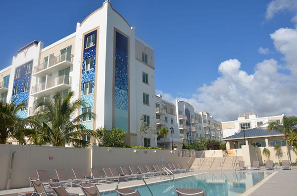 Look inside the new Miami Bay Waterfront Midtown Residences that just opened along Biscayne Bay bizj.us/1p5zad by <a href="/SFBJRealEstate/">Brian Bandell</a>