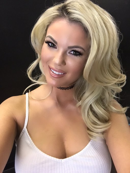 Abby Parece’s pics and videos