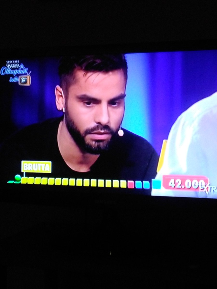 annamengi84's tweet photo. ODDIOOOOO CHE BONO...LA BELLEZZA DI MARIO AD AVANTI UN ALTRO ERA PAZZESCA 🔥🔥🔥#olimpiadidellatv #clario https://t.co/bN2oD9lHcl
