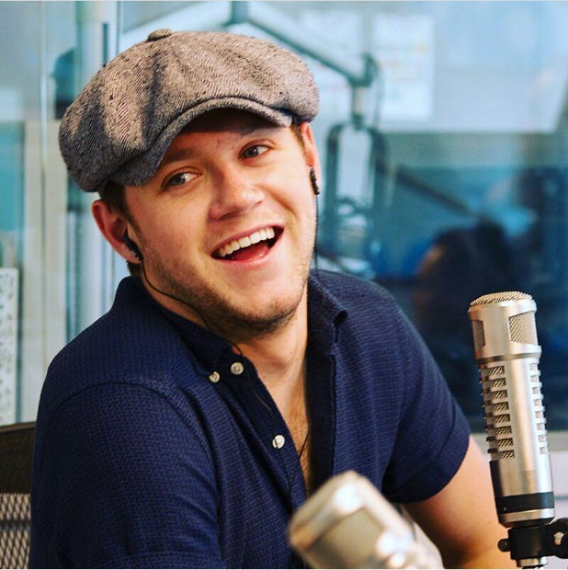 Roxyblossom55's tweet photo. @NiallOfficial being interviewed by On Air With Ryan Seacrest today!
#NOWOneDirection #NiallHoran #thankyouniall #madeintheam #SlowHands https://t.co/kLGGorNyBh