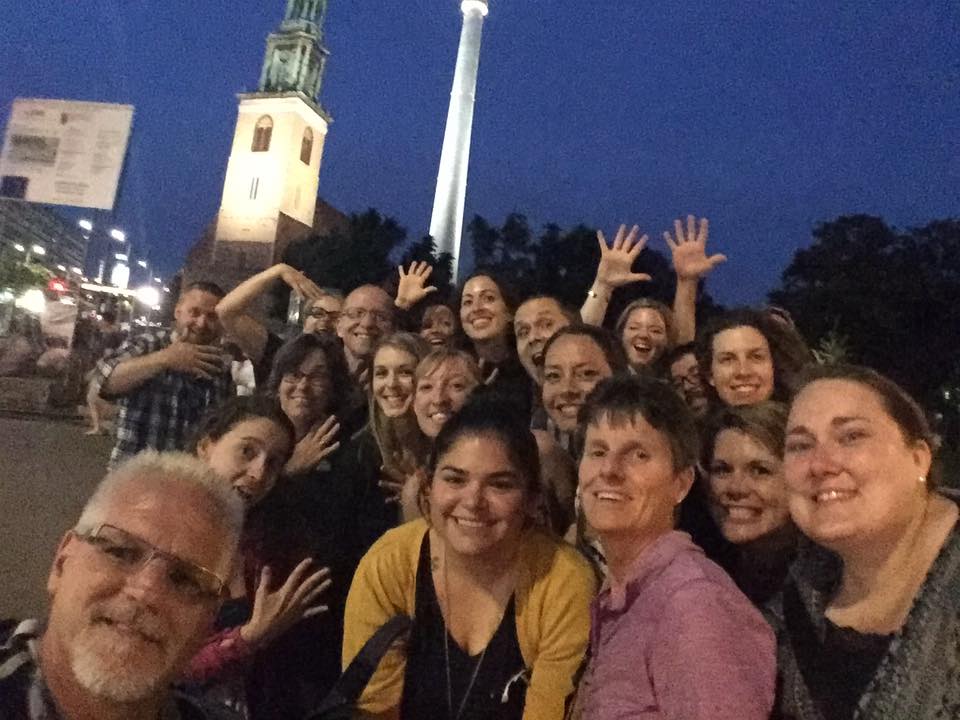 TOPTeachGermany's tweet photo. A Day in the Life of a #TOPFellow: guest blog by Tracy Dawson-Greene highlighting her #TOPstudytour experience! https://t.co/HXBdc9pOEf https://t.co/22i9bpt6GK