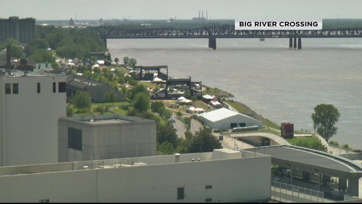 RRansomWREG's tweet photo. Tom Lee Park is drying out from Sunshine &amp; Gusty North Winds, just in time for Music Fest. The forecast on WREG TV. https://t.co/9RvhT60TRp