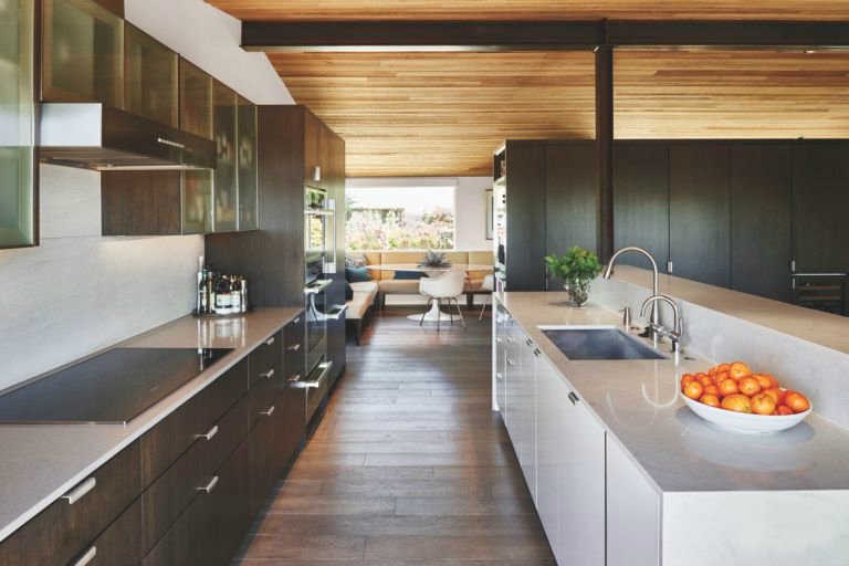 BR_Kitchen_Bath's tweet photo. Fall in love with your new home remodel! Experience custom cabinets from our partners at @LA_Kitchen_Bath #kitchencabinets #bathroominspo https://t.co/kHHBle6Q4F