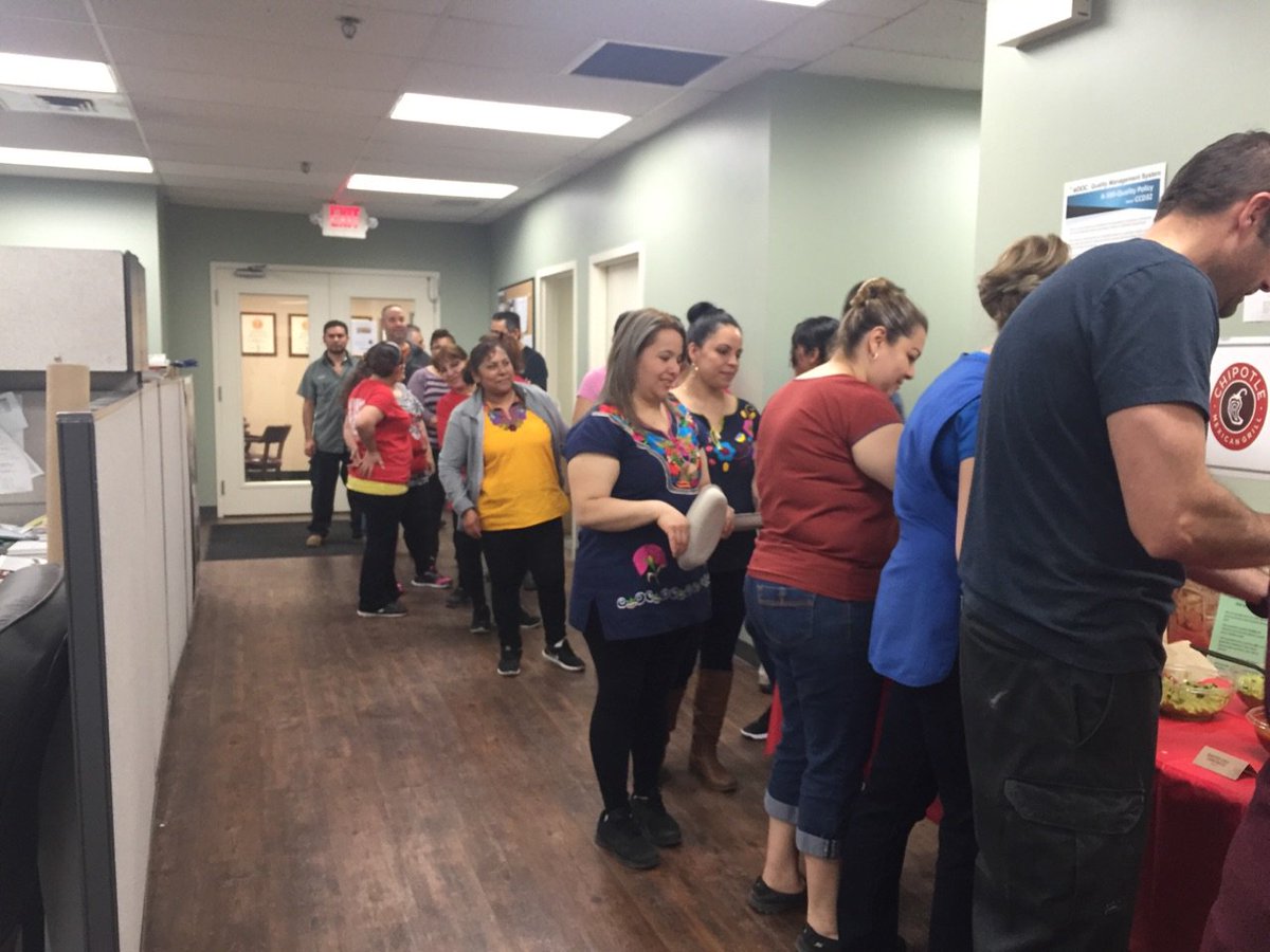 eDOC_Comms's tweet image. A HUGE thank you to @ChipotleTweets from the eDOC Wellness Committee for helping us make our #CincodeMayo celebration a success!