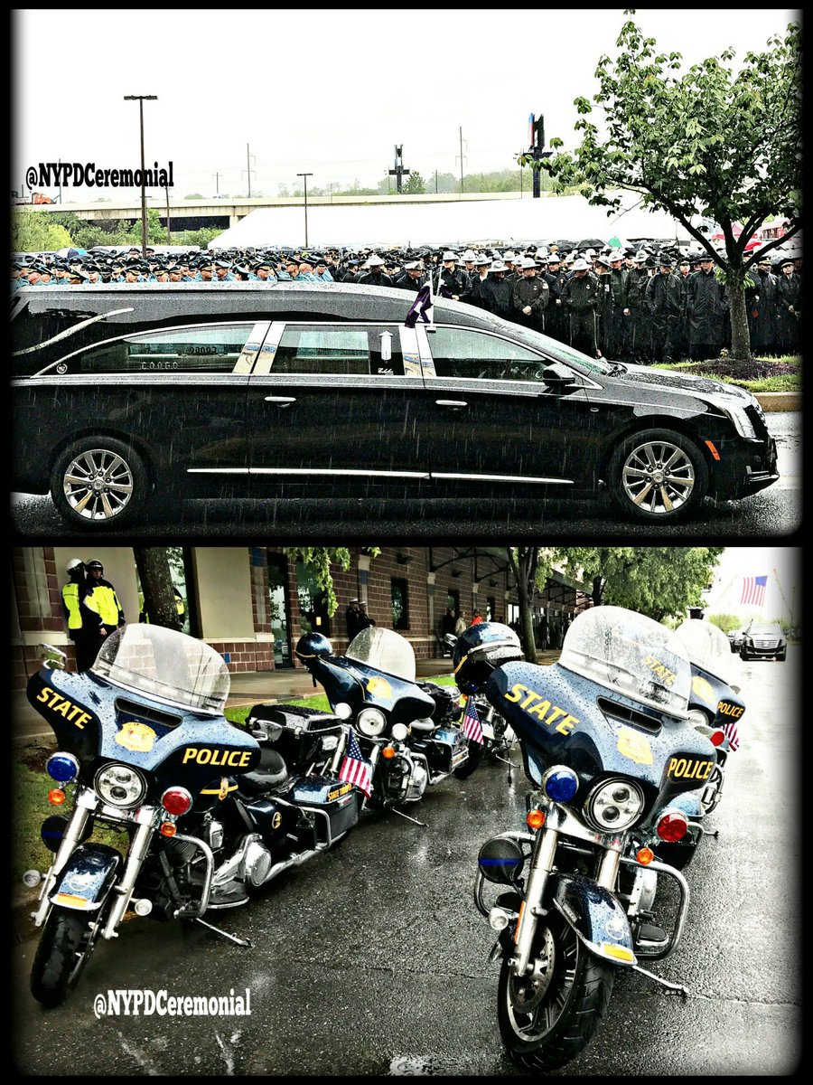 NYPDCeremonial's tweet photo. Honored to be part of such a beautiful tribute for @DEStatePolice Corporal Stephen J. Ballard @COTRiverfront.
May he rest in eternal peace 🙏 https://t.co/BXLFh2HTqv
