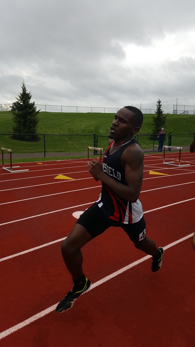 MUTFandXC's tweet photo. Quashaun Willis ran a 1:56.63 800m placing 12th which is where he was seeded; So technically, he lost to no one. 💪😁 https://t.co/bwVbp19L8Y