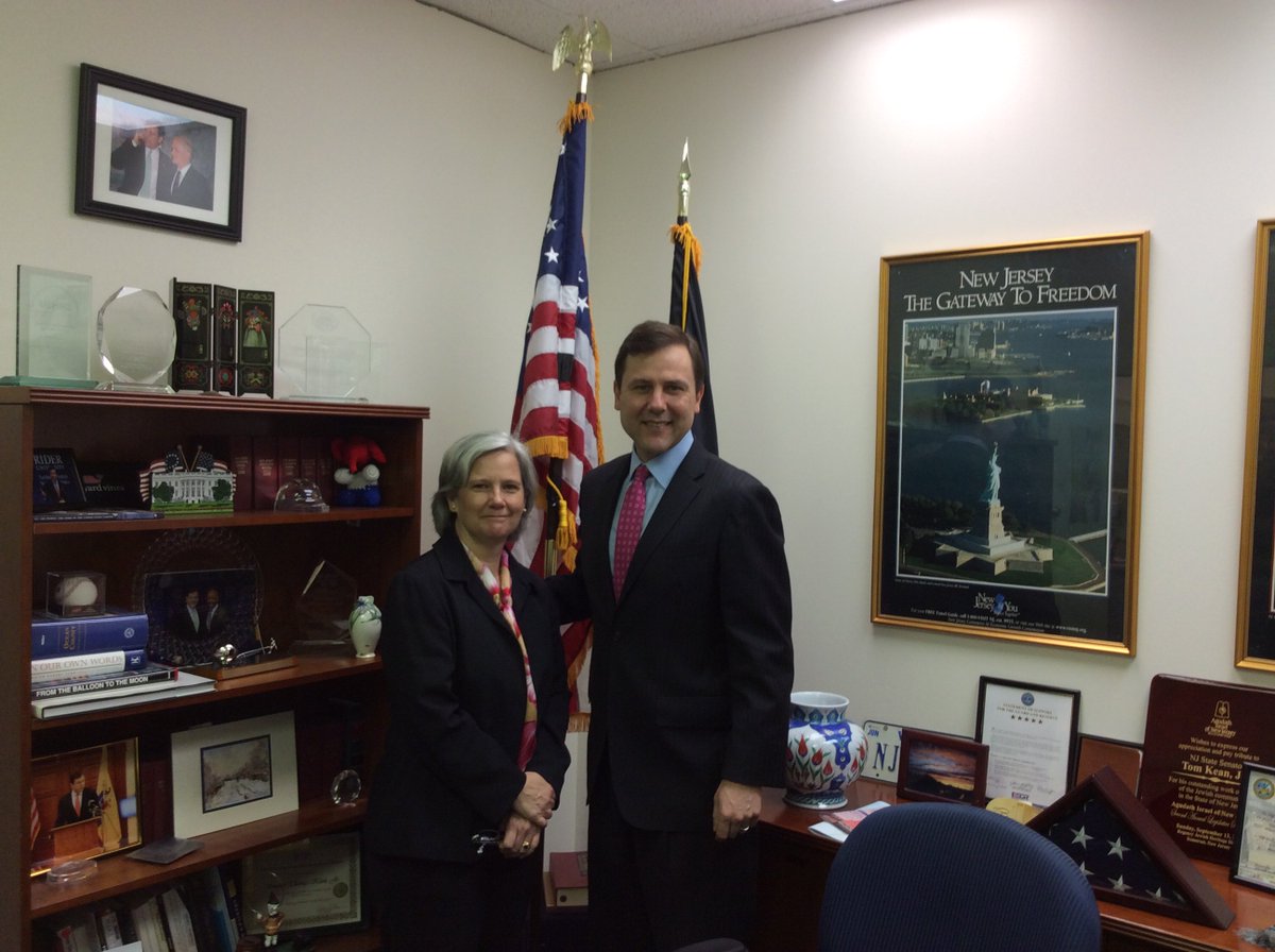 ACSCANNJ's tweet photo. Thank you Senator @tomkean for a great mtg about important legislation to help reduce the cancer burden in New Jersey! #NJCancerActionWeek https://t.co/a3fGk8TkRx
