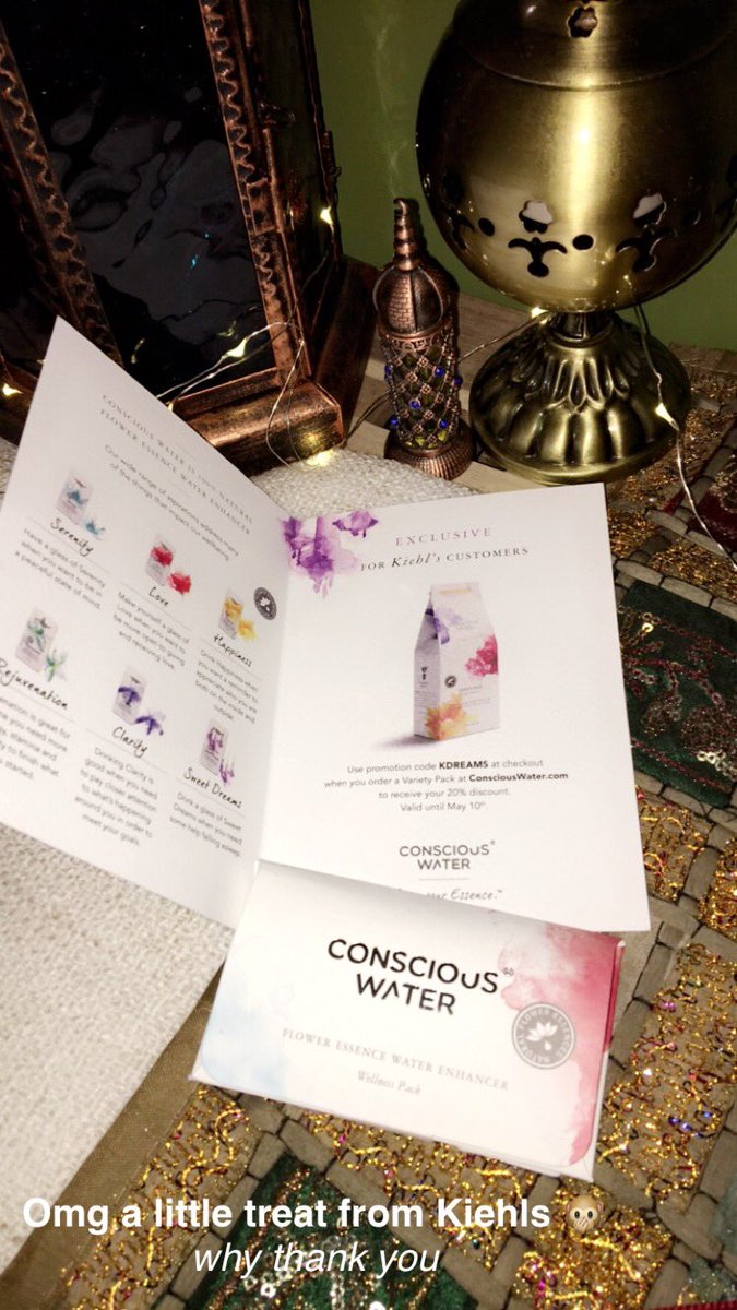 Lubii_lubna's tweet photo. Recieved a little goody through the post today 🙊 Thank you @Kiehls #consciouswater https://t.co/a6wYtAmQLW