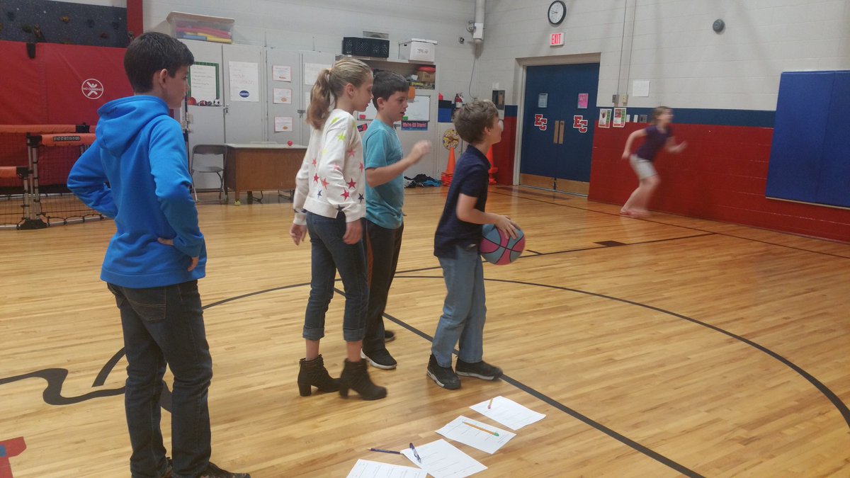 MelissaLeedy's tweet photo. 5th graders on the move with Math @eceswarriors! #MathMarathon https://t.co/8T9mClatFl