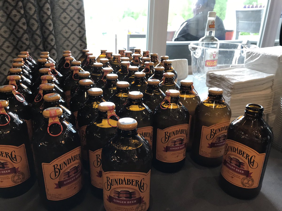 AMPsDC's tweet photo. For those moscow mule fans we've got a lot of ginger beer to take home thanks to @TourismAus! #AMPsGolf ⛳️ https://t.co/X13UzMs6vr