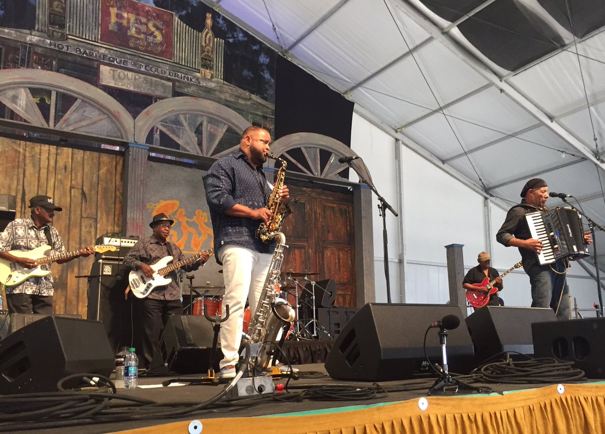 bigcitybluesmag's tweet photo. Kicked off @jazzfest 2nd weekend Friday at #Blues Tent with #MajorHandy #LilBuckSinegal &amp; #LeeAllenZeno https://t.co/jgqIZsbAdk