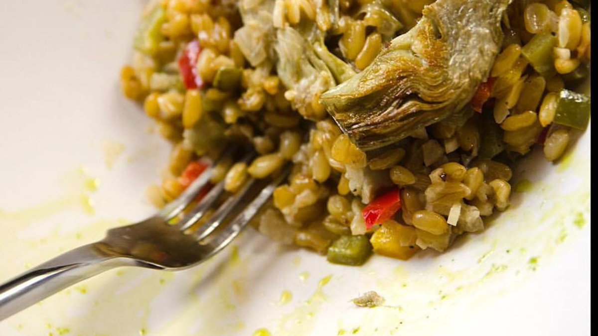 GURMESevilla's tweet photo. Maravilla Social Club, #Cocina tradicional mediterránea con toques sudamericanos para sorprender al comensal https://t.co/cuSj2eBfrR |#Gurmé https://t.co/NofHNus6YZ