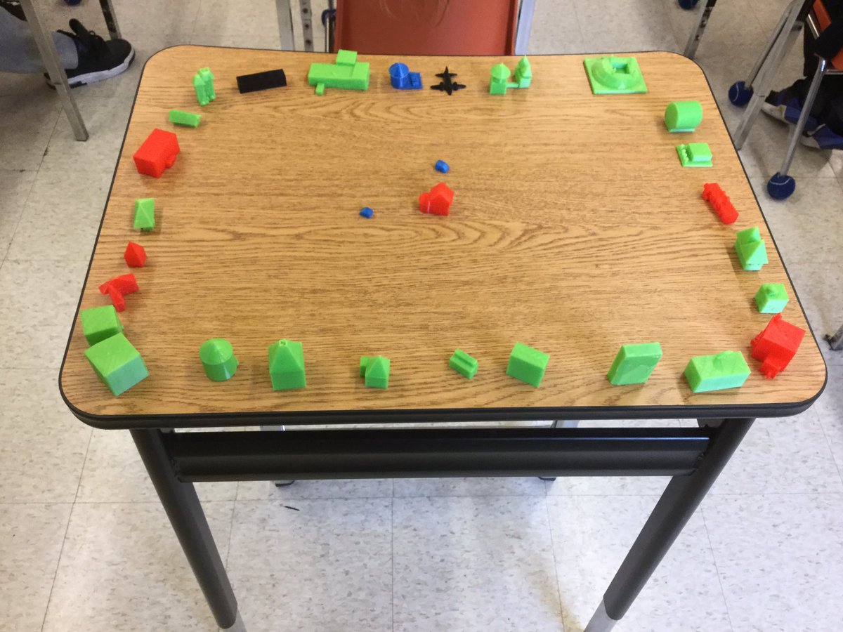 Mister_Boyce's tweet image. No matter how my @PonsonbyPs students start to layout our @vr_make @htcvive #VR @Afinia3DPrint city, our farm is central. #FarmersFeedCities