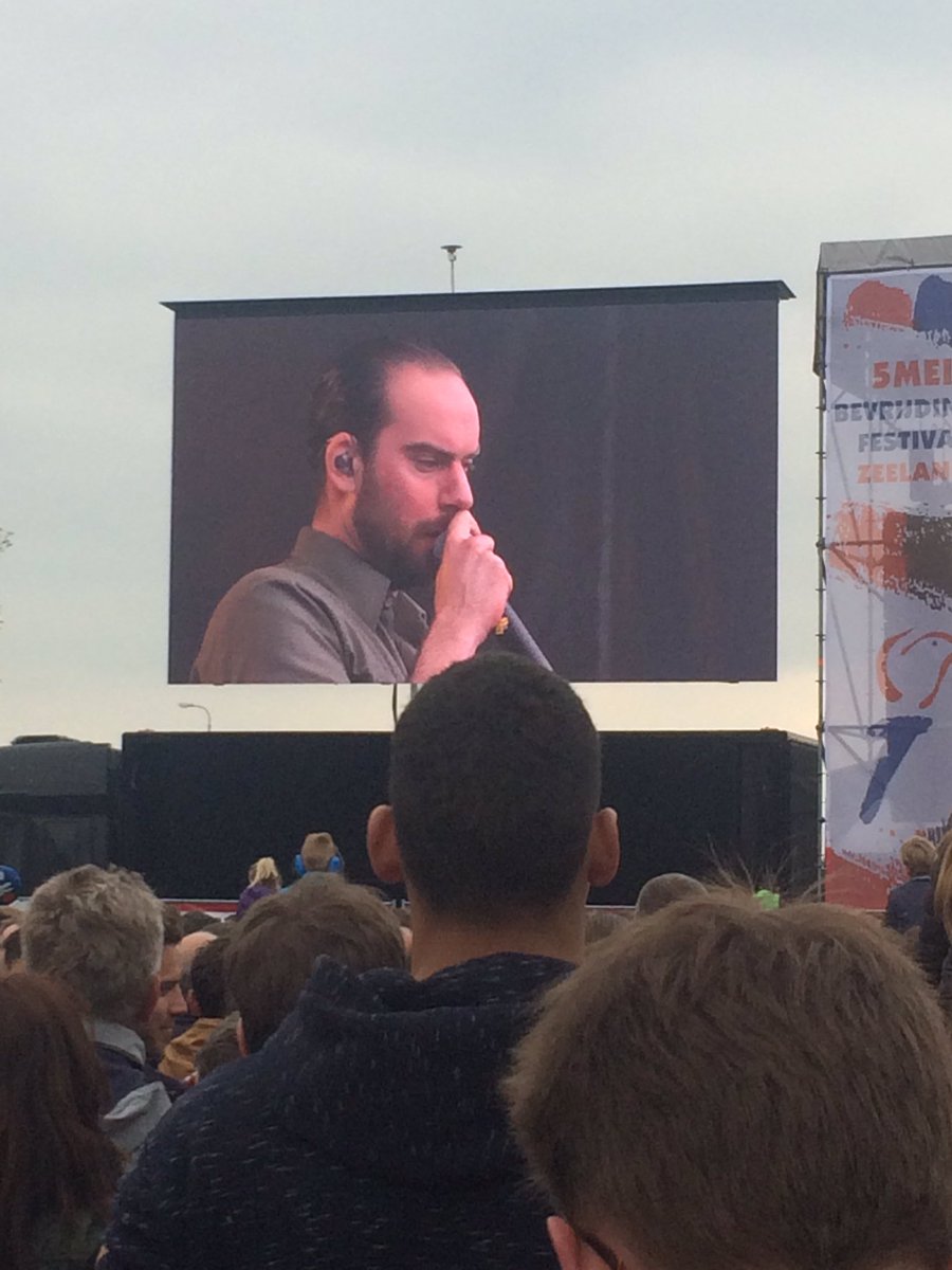 VerweiMarcel's tweet photo. Geweldig optreden#de staat#bevrijdingsfestivalvlissingen#5voor5 https://t.co/WAxUbfJdlg
