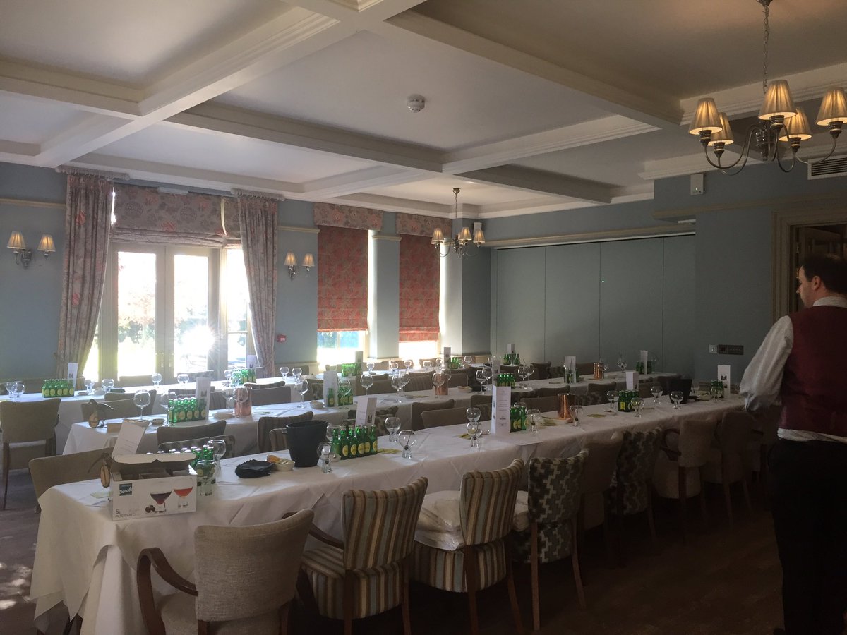 Gin night <a href="/washyhall_hotel/">Washingborough Hall Hotel</a> #lincoln with @FentimansLtd <a href="/FentimansZoe/">Zoe - Fentimans</a>  I've even brought the #limited #edition @YorkshireGin #sloe with me!