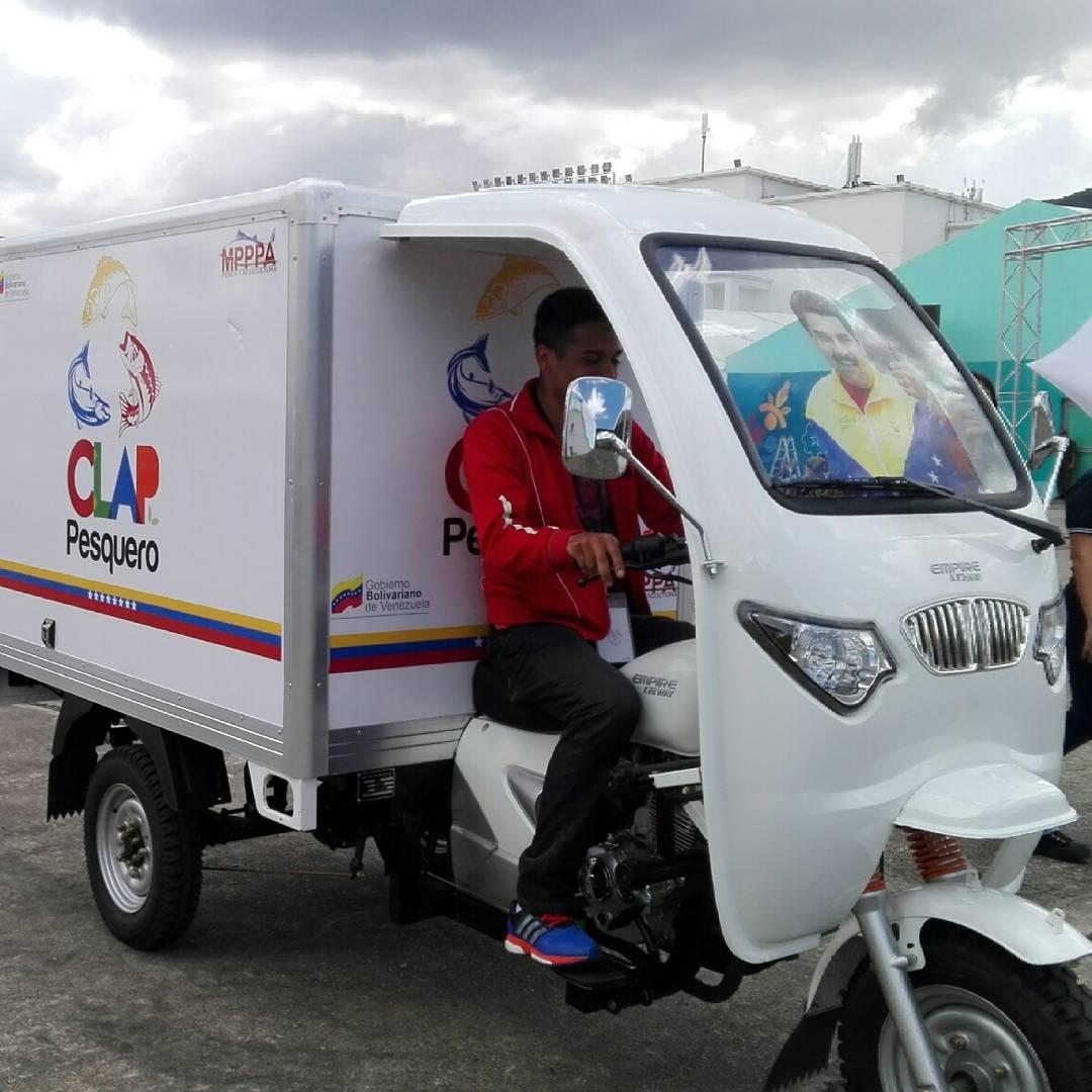 VTVcanal8's tweet photo. #EnFotos 📷 || Ven a @vps2017_ y conoce cómo funciona la motocava GMC-T de @MinPesca #VzlaProduccionSoberana✊ https://t.co/wgkfENJO8S