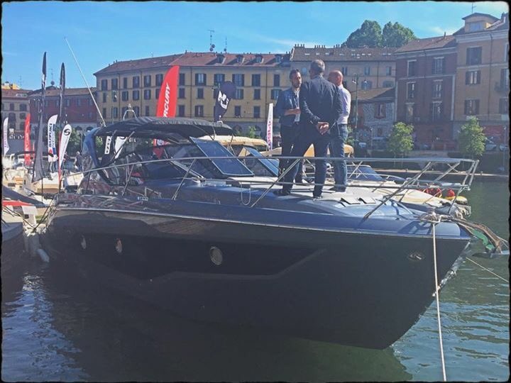 naviglileonardo's tweet photo. #NavigaMi 2017 è già un successo. In #darsena il Salone Nautico di #milano @LombardiaOnLine @massimogara @ComuneMI @UcinaNautica https://t.co/4kPTwOPREc