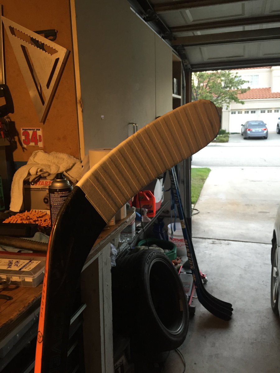 MaryCase_19's tweet photo. Some people say it's #CincoDeMayo....I say it's gameday #warriorhockey #covertQR1 @WarriorHockey https://t.co/6biTdKGPRm