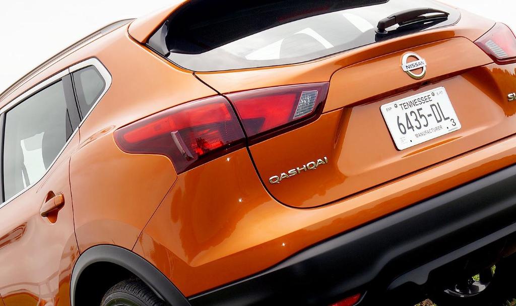 nissancanada's tweet photo. "Nissan appears to get it and the sales prove it." Read more on the #NissanQashqai review with @Automotive_News: https://t.co/g6qOaJs0h5 https://t.co/oe3F8BSKFl