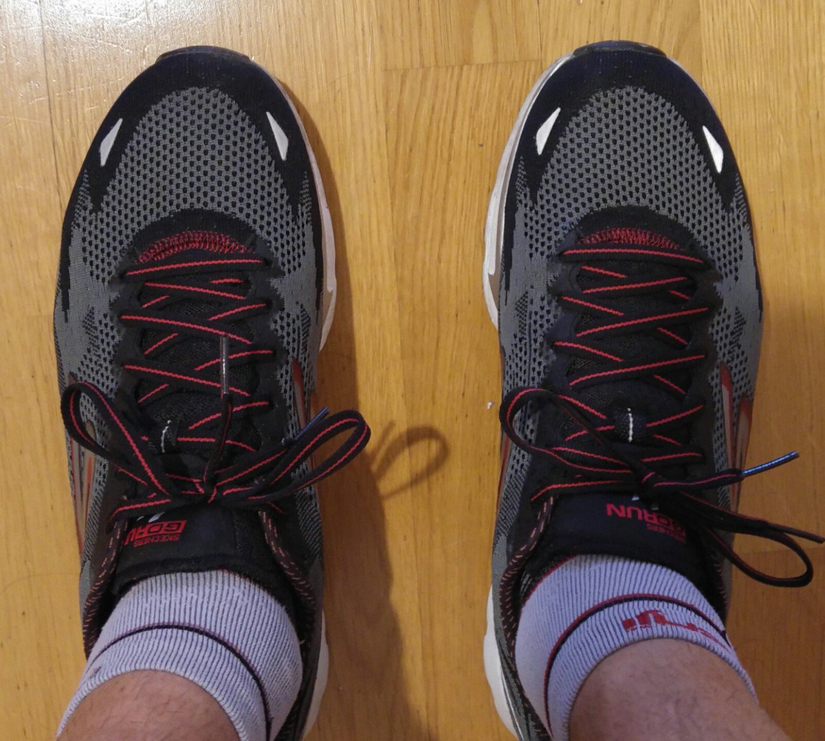 lolorun525's tweet photo. Con mis #gorun4 devoro los km que me pongan #Skechers25TR #WorldSkechersDay https://t.co/uHxyd47i4F