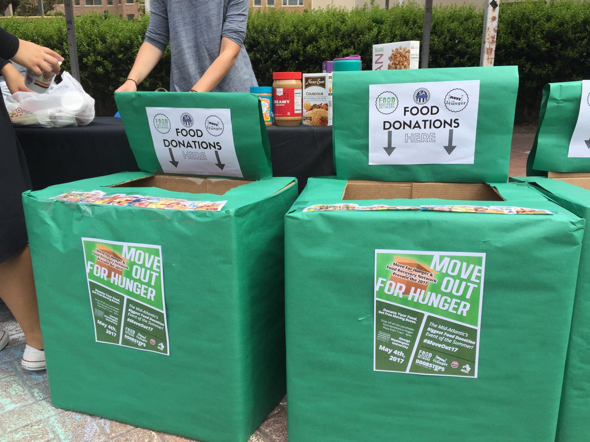 FoodRecovery's tweet photo. #MoveOut17 was a wild success at @GWtweets ! Our compliments to @MoveForHunger for such a creative event. Students loved it! https://t.co/JFJtx6UPFV