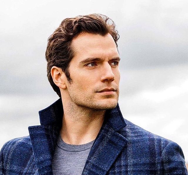 Happy birthday to henry cavill x 