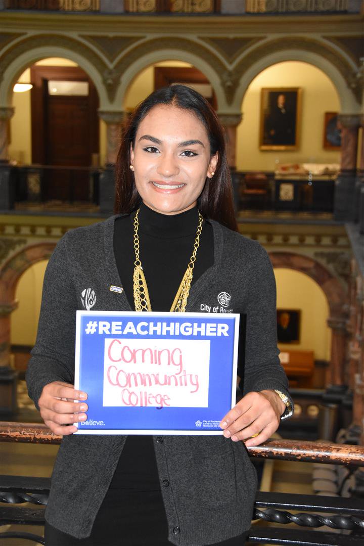 CityRochesterNY's tweet photo. #YVOV off to Corning Community College! #ReachHigher #BetterMakeRoom #ROC #CollegeSigningDay https://t.co/QWs6FQSoW7