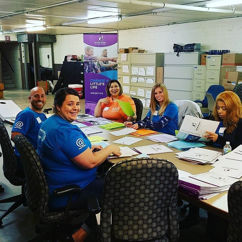 First site visit, check! We have a small but mighty group at Big Brothers Big Sister.  @daytonbigs 
We are very ex… ift.tt/2p50udA