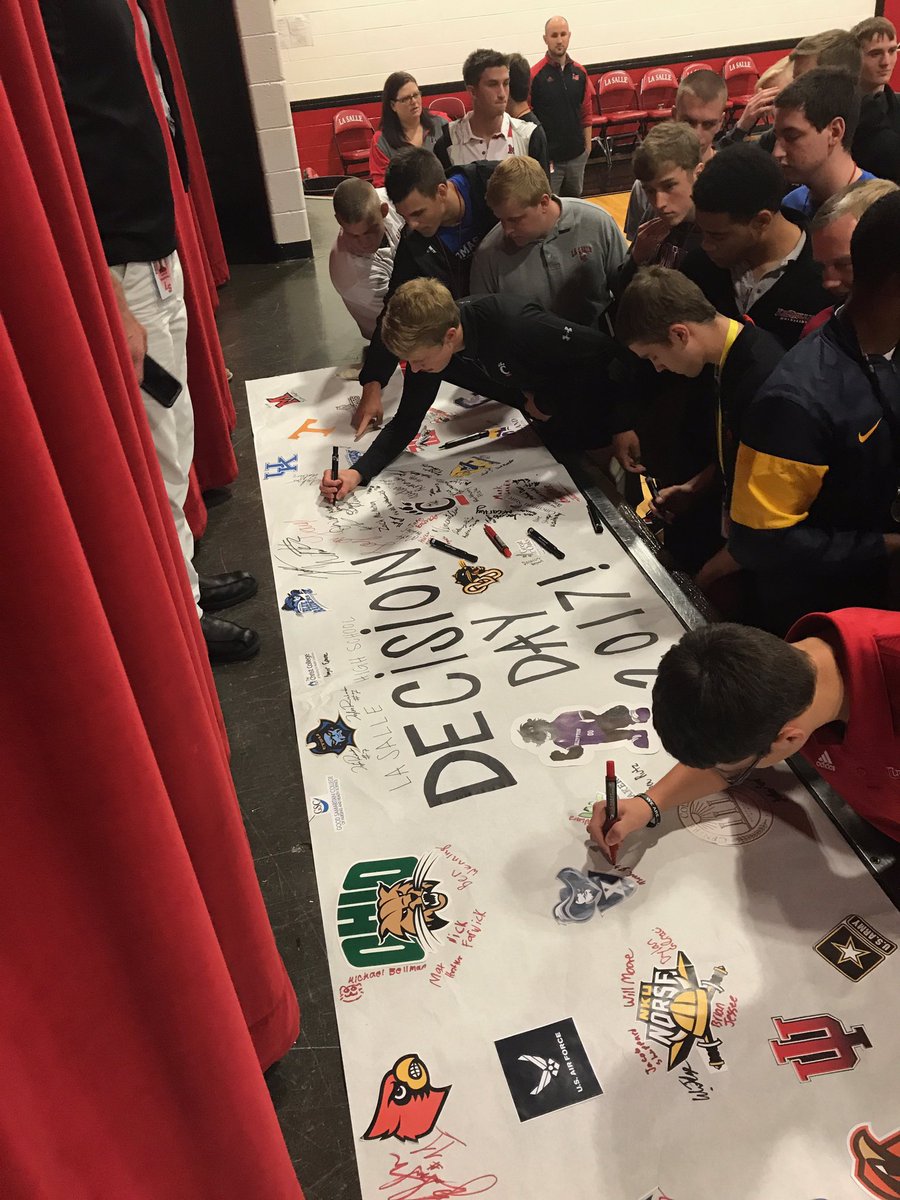 AaronMMarshall6's tweet image. Decision Day 2017 @LaSallePride @LS_StudentLife Making a difference @LaSalleAlumni #AlwaysBe