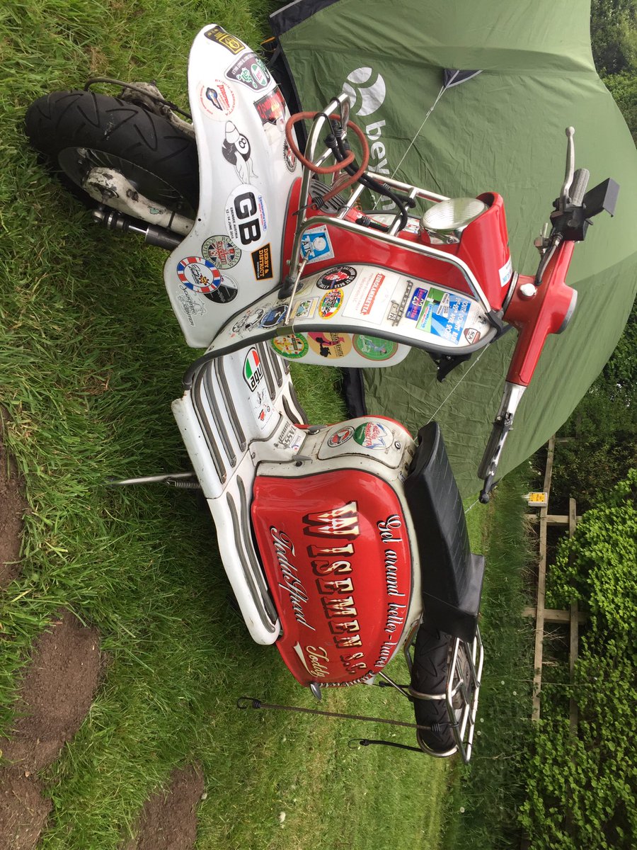 flying8ballssc's tweet photo. Wise men have landed! #FlyingEightBalls #Scooters #Lambretta https://t.co/yn82viOE6A