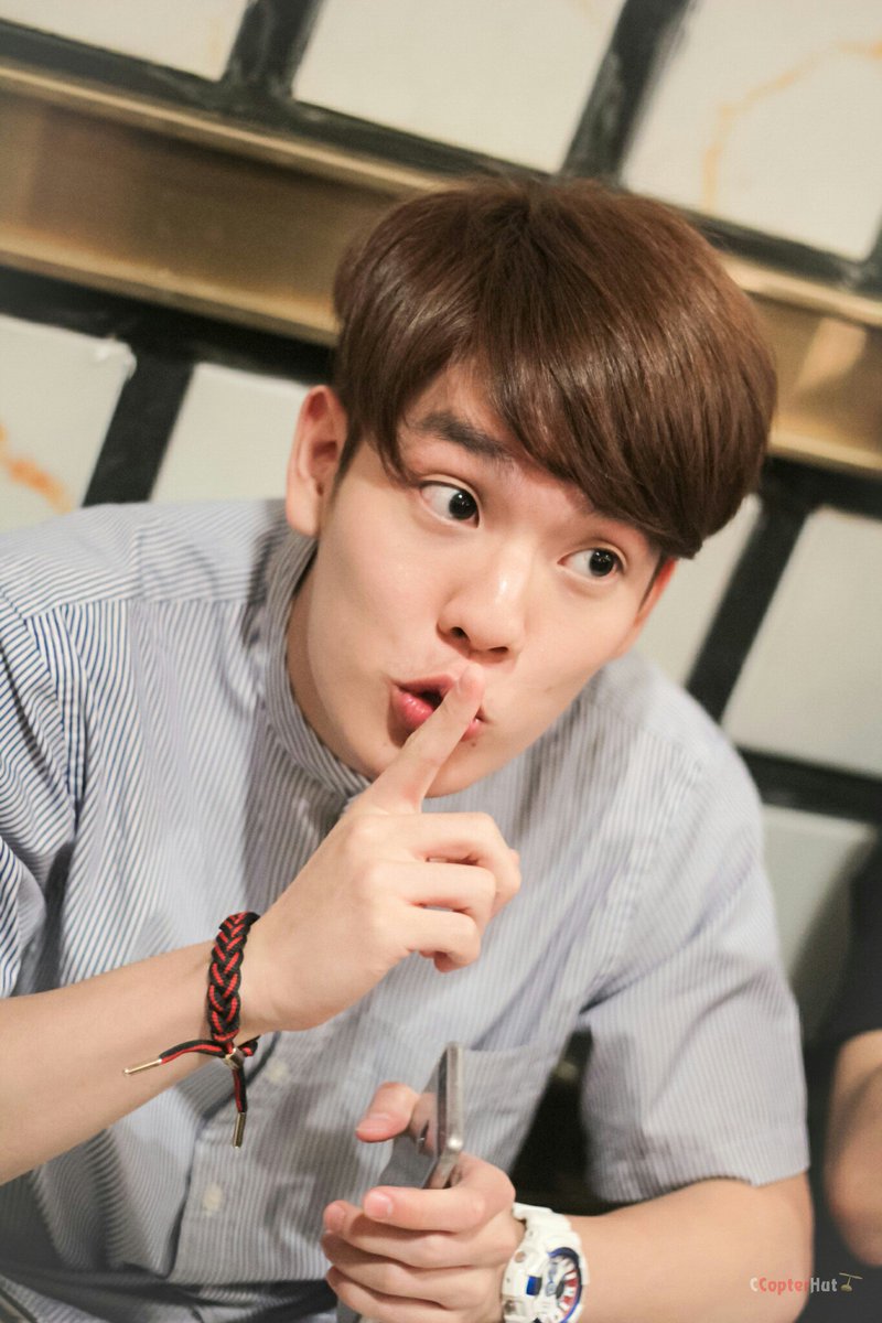 CCopterHut's tweet photo. ชู่วววว~ อย่าบอกใครนะว่าเราชอบเล่นกันดั้ม😆
คืนนี้ฝันดีนะครับ ❤
@CTR2DAB 
#ใหญ่ลักยิ้มยักไหล่2017 https://t.co/BuxxRchZAp