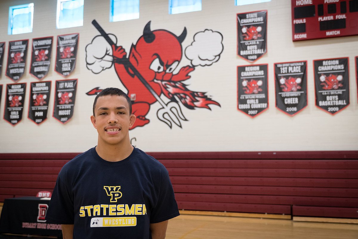 DysartUSD's tweet photo. Own the mat Rios! @onceademon Jacob Rios recently signed a letter of intent to wrestle at @WilliamPennU . #newdysart #WeAreDysart https://t.co/8ycWHpTPOd