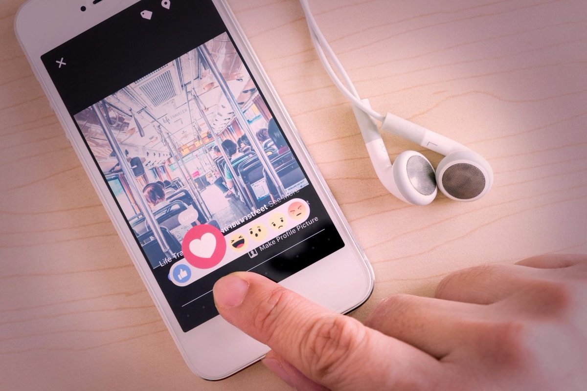 Not seeing the engagement you'd have hoped for in your Facebook advertisements? Tips for success via <a href="/Entrepreneur/">Entrepreneur</a> hubs.ly/H07pVZq0