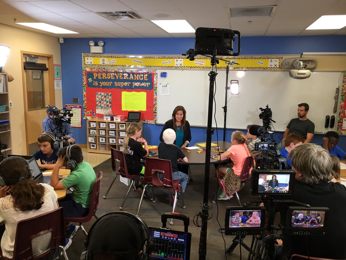 mauraolvey's tweet photo. Fortunate to have awesome authors work with our great kids! #mathsmallgroups #classroomstudio @DrBrooksla @thestrokeofluck @DouglasReeves https://t.co/xz1jc6d5te