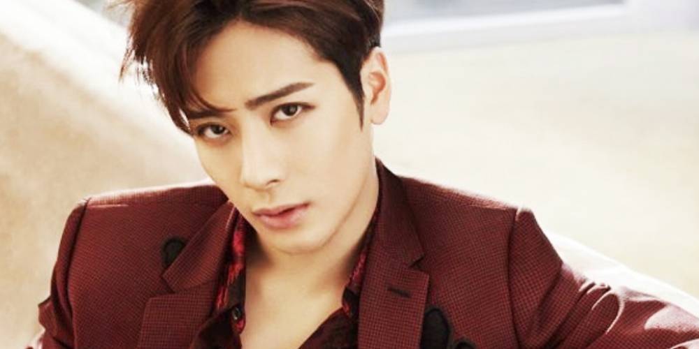 allkpop's tweet photo. #GOT7's Jackson reaches 6 million followers and is the most followed JYP artist on Instagram! https://t.co/xSq20O4UUG https://t.co/KdkUoD2v4Z
