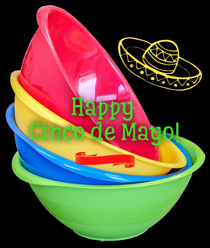 SogoInc's tweet photo. Happy Cinco de Mayo from Sogo Industries!Who's ready to kickoff their weekend with queso and margaritas? #tgif https://t.co/YSEWzAUUL3