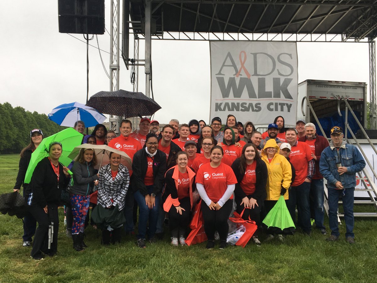 GSWELL_GRP's tweet photo. Rain or shine, we always have a good time with our friends at @QuestDX! Can't wait for #AIDSWalkBuffalo &amp; #AIDSWalkBaltimore this weekend!! https://t.co/aiHnYf23JD