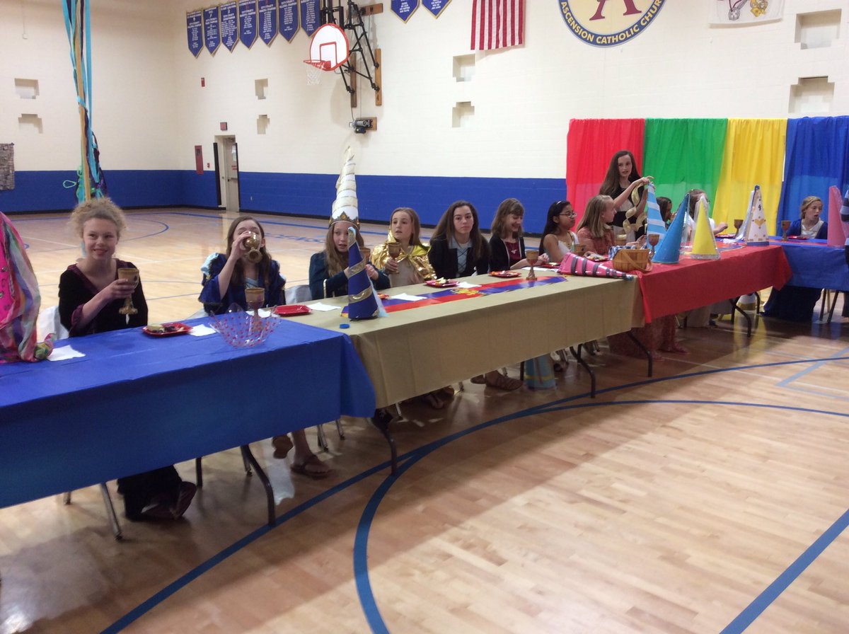 acs6c's tweet photo. More Medieval Time pictures. https://t.co/fkiA2veURA