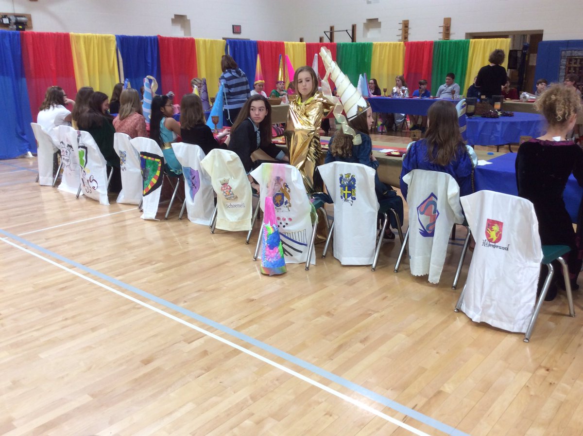 acs6c's tweet photo. More Medieval Time pictures. https://t.co/fkiA2veURA
