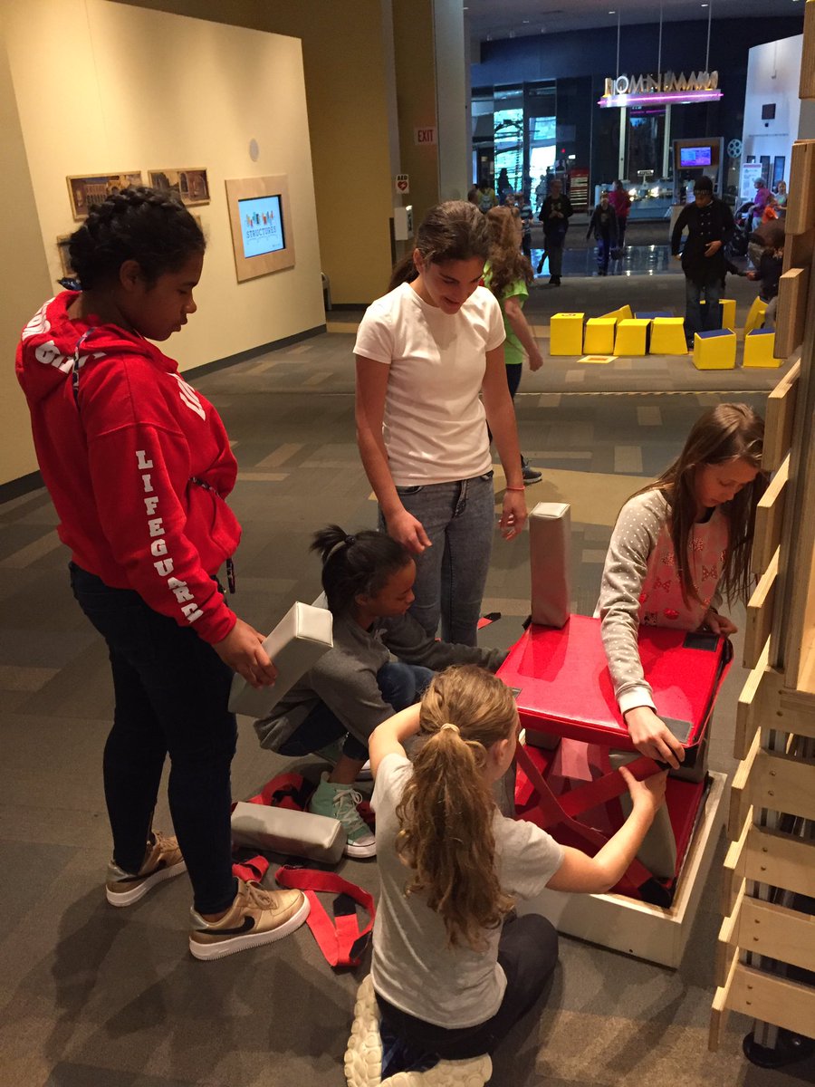 MSG6StLouis2017's tweet photo. The science center was great! #MSG6 #PhysicsIsFun https://t.co/GoTuBkG3eZ