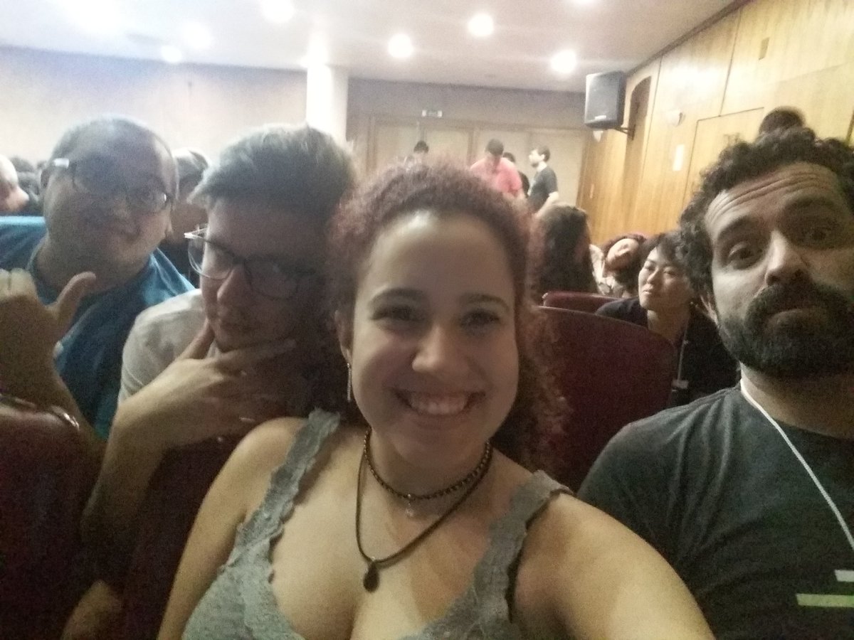 jesstemporal's tweet image. É tois! #pyse2017 #pythonSudeste #pyse #banana