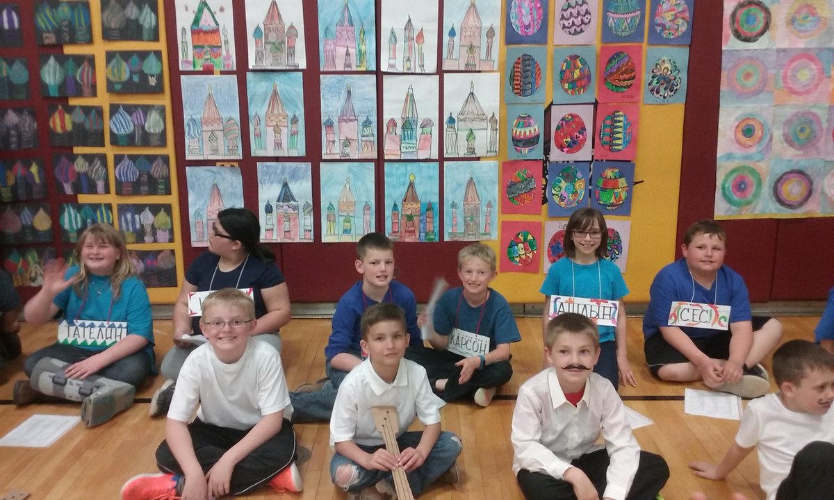 ryanlarson12's tweet photo. Russian Kaleidoscope experience in full swing at KC Elementary schools #finearts #arts #culture #musicproduction https://t.co/WKQ6IlRpLg
