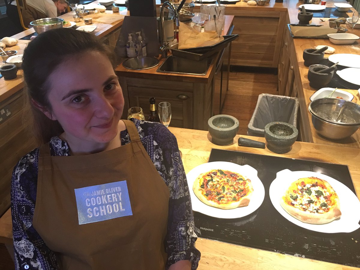 13AK13's tweet image. @JOCookerySchool awesome pizza lesson with B. Thanks guys!!