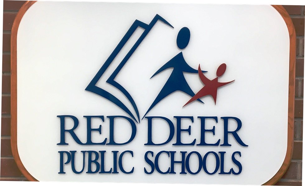 Young Writers’ Conference celebrates its 29th Anniversary --> rdnewsnow.com/community/news… #RedDeer <a href="/rdpschools/">rdpschools</a>